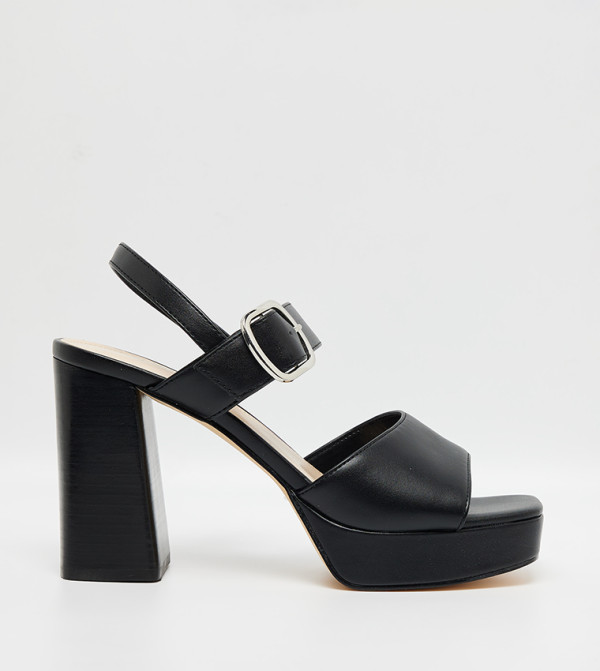 GIYABEL Buckle Detail Platform Heel Sandals