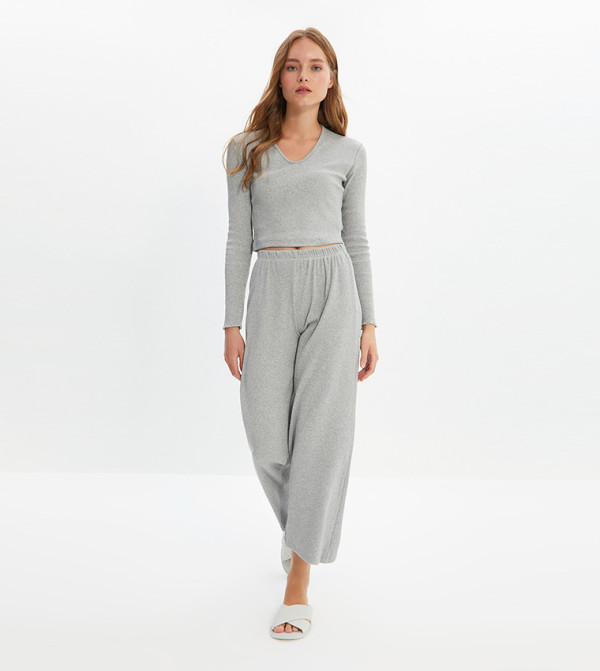 Buy Trendyol Basic Solid Night Suit In Grey | 6thStreet Kuwait