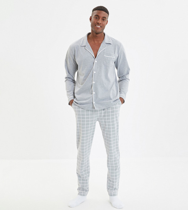 Buy Trendyol Regular Fit Night Suit In Grey | 6thStreet Kuwait