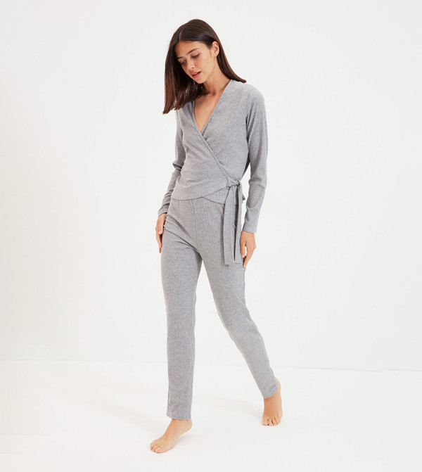 Buy Trendyol Double Breasted Belted Night Suit In Grey | 6thStreet Qatar