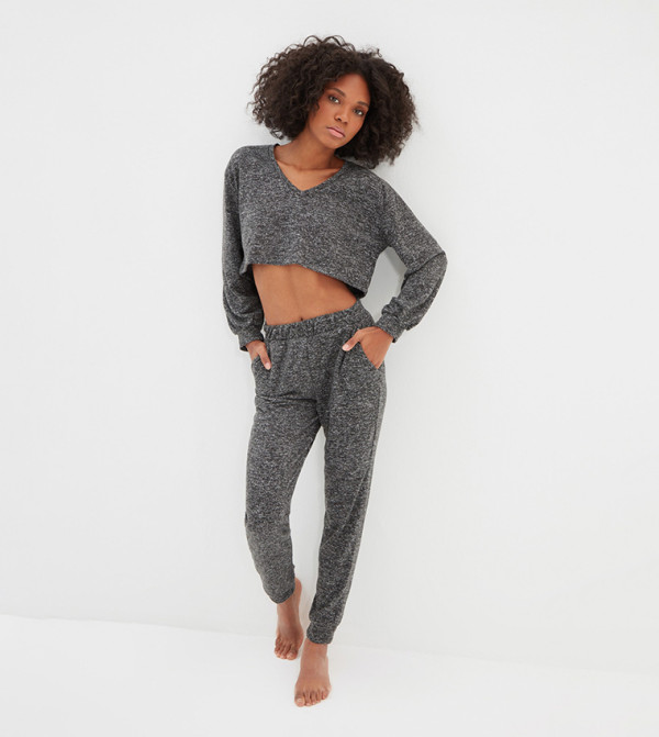 Buy Trendyol Relaxed Fit Night Suit In Grey | 6thStreet Saudi Arabia