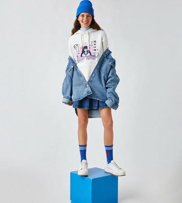 Buy Trendyol Indigo Basic Hooded Regular Fit Zippered Sweatshirt In
