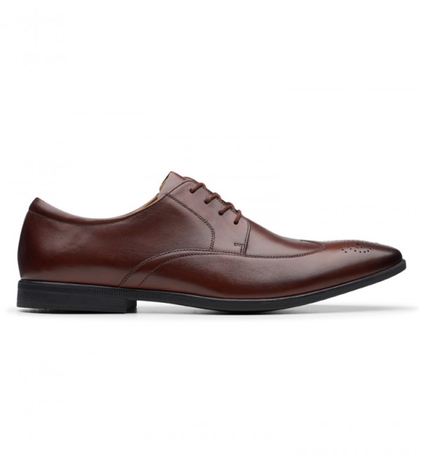 Shop Clarks Online | Buy Latest Collections On UAE