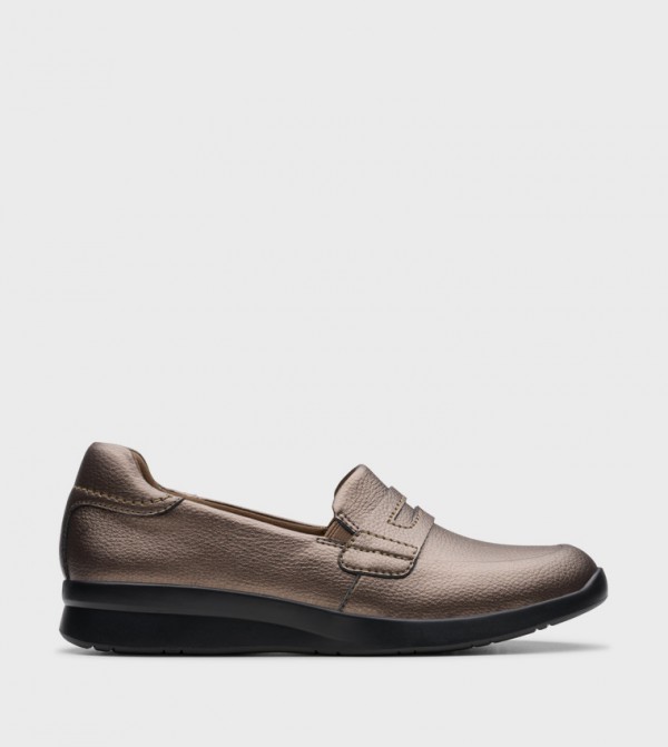 Ellowyn Penny Loafers