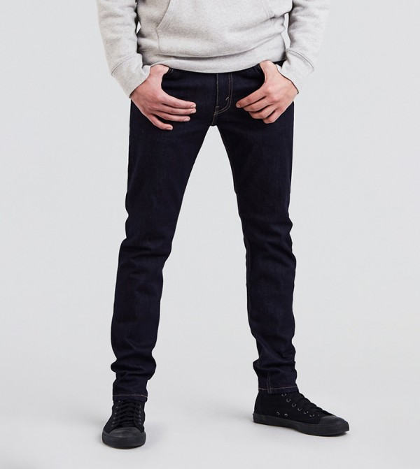 Solid Slim Fit Jeanss