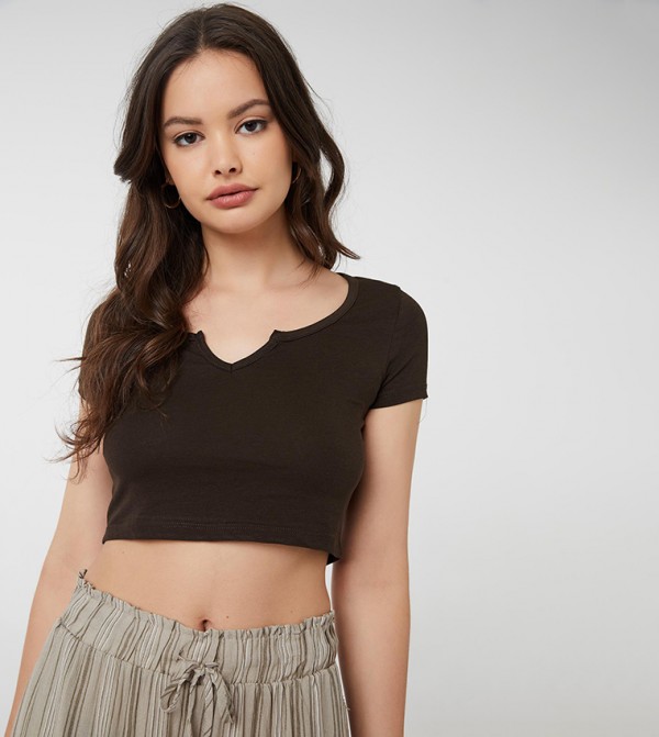 Basic Notch Neck Crop T-Shirt