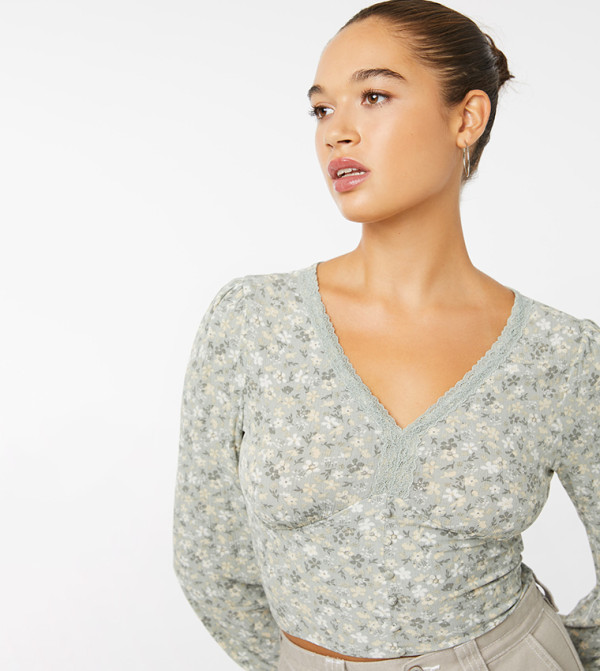 Lace Trim Floral Printed Top