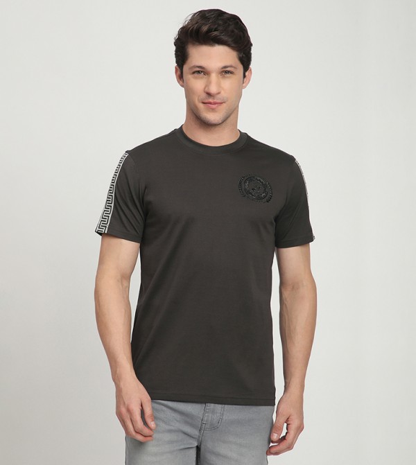 Logo Detail Short Sleeves T-Shirt