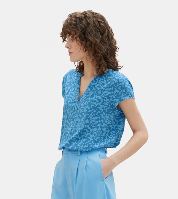 Printed Spilt Neck Top