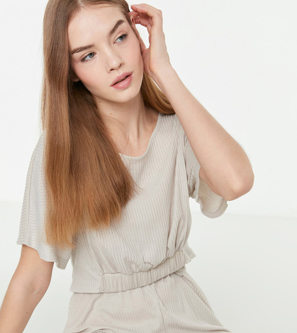 Trendyol Pigiama Completo Donna In Maglia – Canotta Con Dettaglio Pizzo E Pantaloni – Cotone Morbido – Grigio – Set Notte Elegante - 5