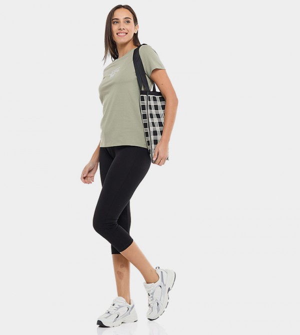 Solid 3/4 Leggings with Elastic Waist
