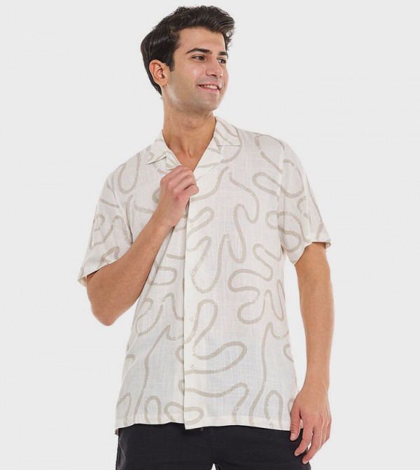 Patterned Shirt With Revere Collar and Short Sleeves