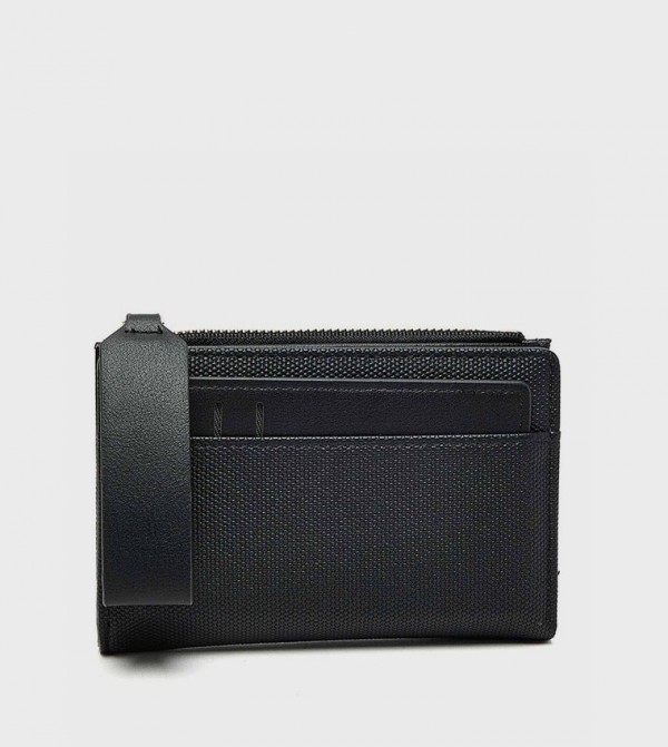Textured Zippered Wallet