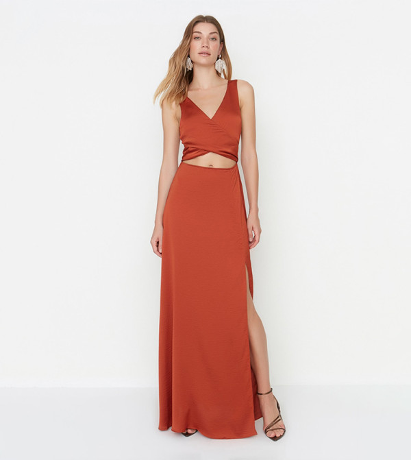 Statement Slit Cut Maxi Dress
