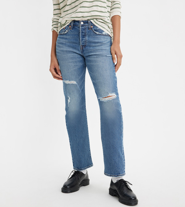 Ripped Wedgie Straight Fit Jeans