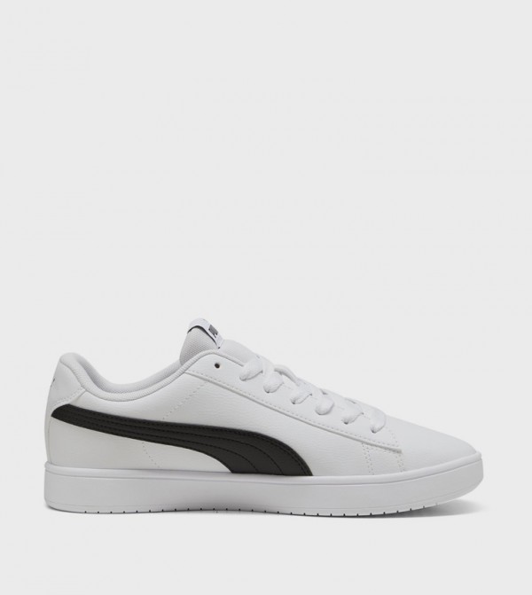 RICKIE Classic Lace-Up Sneakers