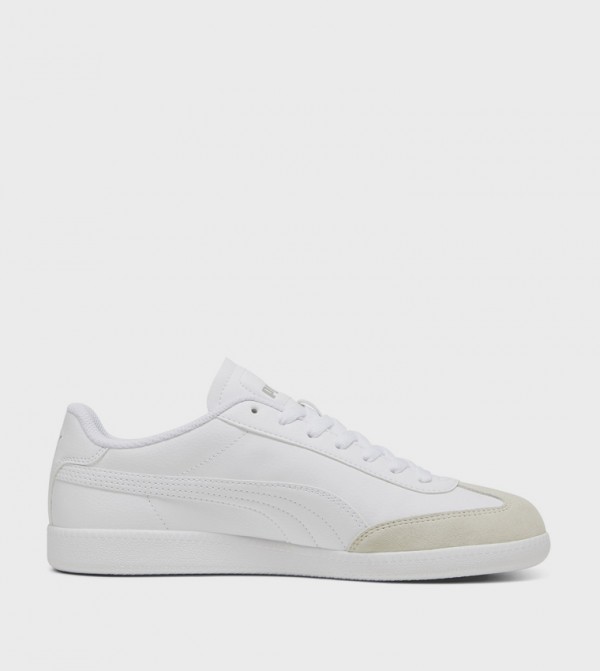 9-T Round Toe Lace-Up Sneakers