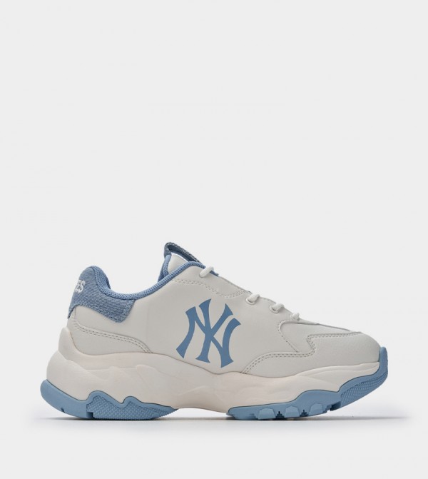 Round Toe Lace-Up Chunky Sneakers