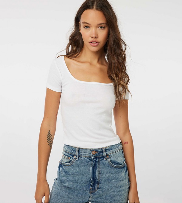 Ribbed Short Sleeves Top