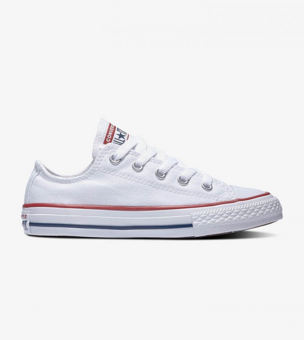 Buy Converse Chuck Taylor All Star Low Top Sneakers In White 6thStreet Bahrain