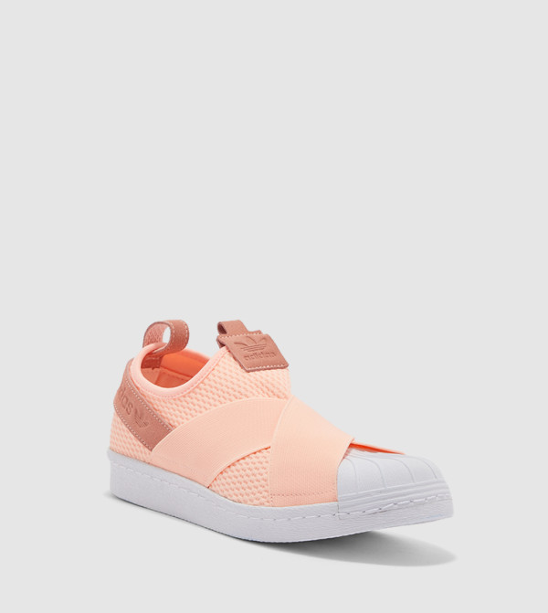 Superstar-cf-sneakers-black-bz0417 for Women | 6thStreet.com Kuwait