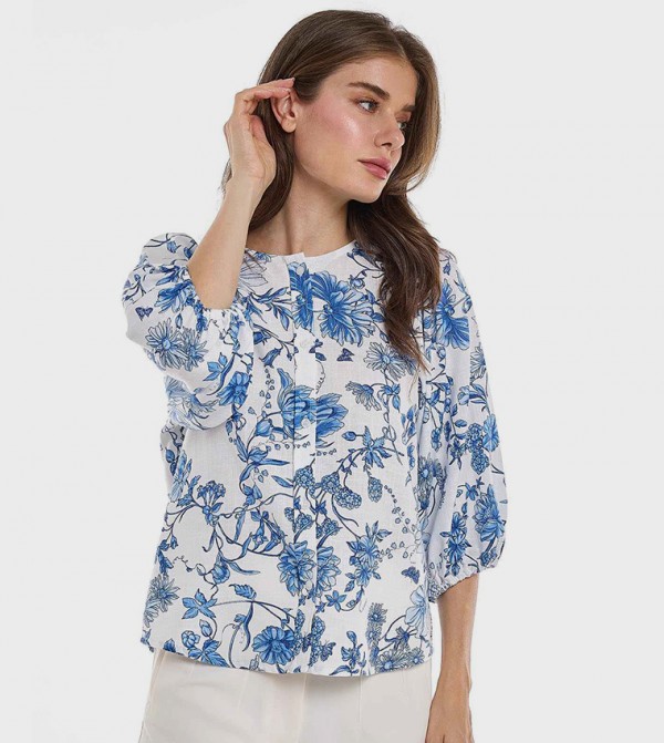 Floral Patterned Top with Crew Neck and 3/4 Sleeves