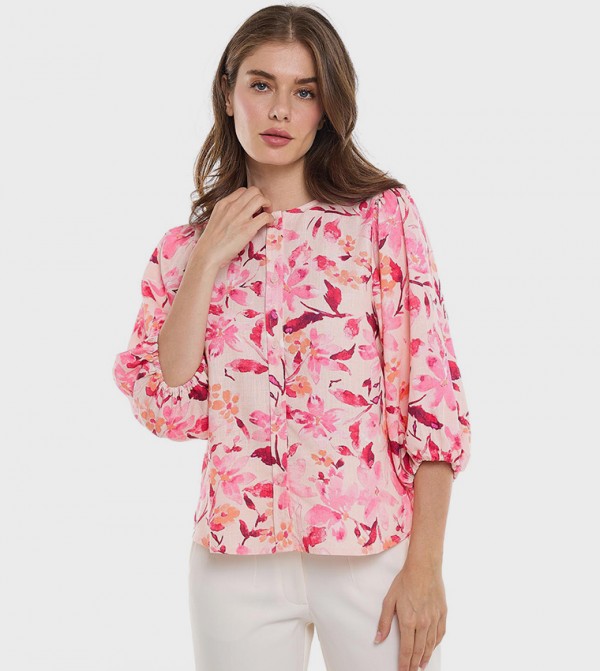 Floral Patterned Top with Crew Neck and 3/4 Sleeves
