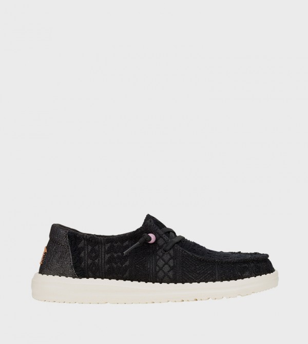 WENDY Crochet Slip-On Shoes