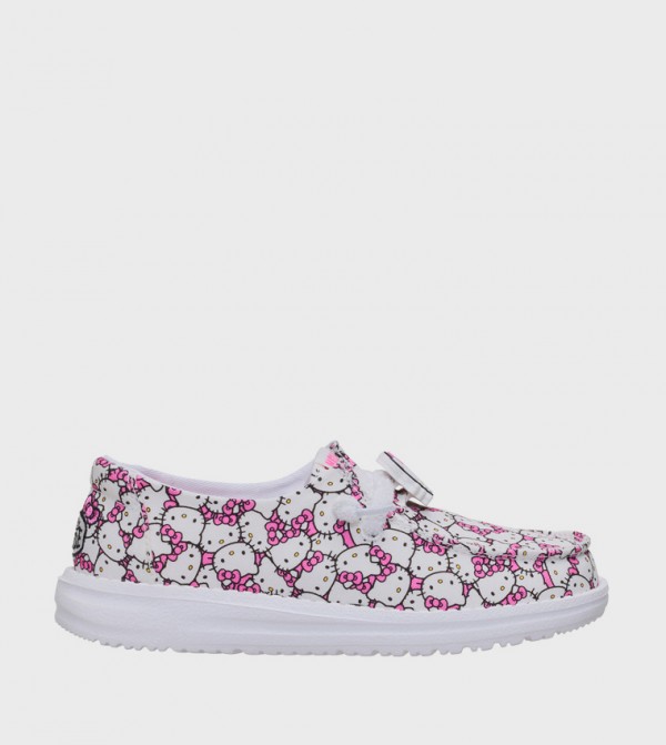 WENDY Hello Kitty Print Takeover Slip-On Shoes