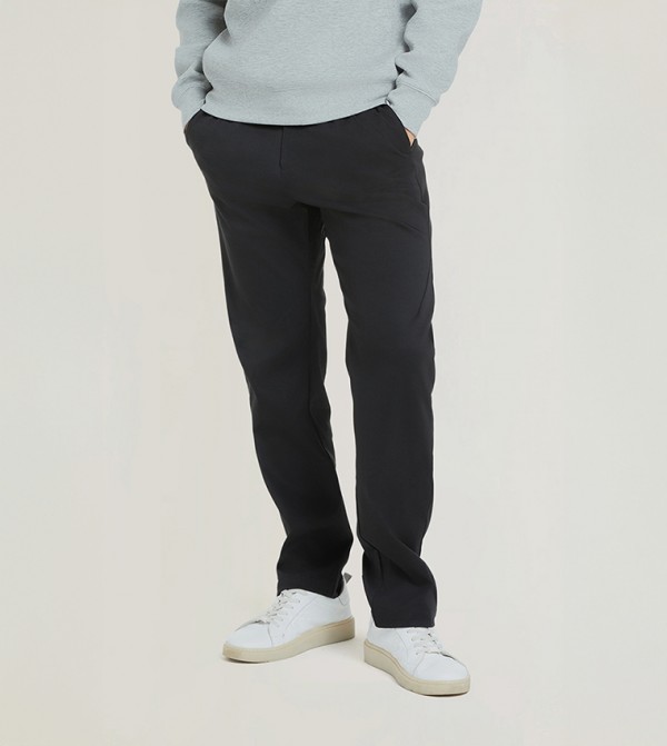 ROZ Solid Straight Fit Chinos