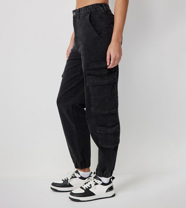 Buy Ardene Solid Cargo Jogger Jeans In Black