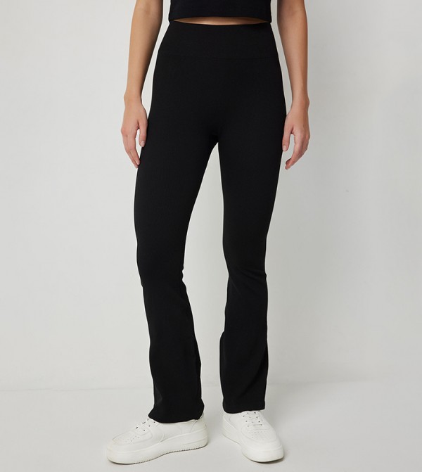 Seamless Ribbed Flare Leggings