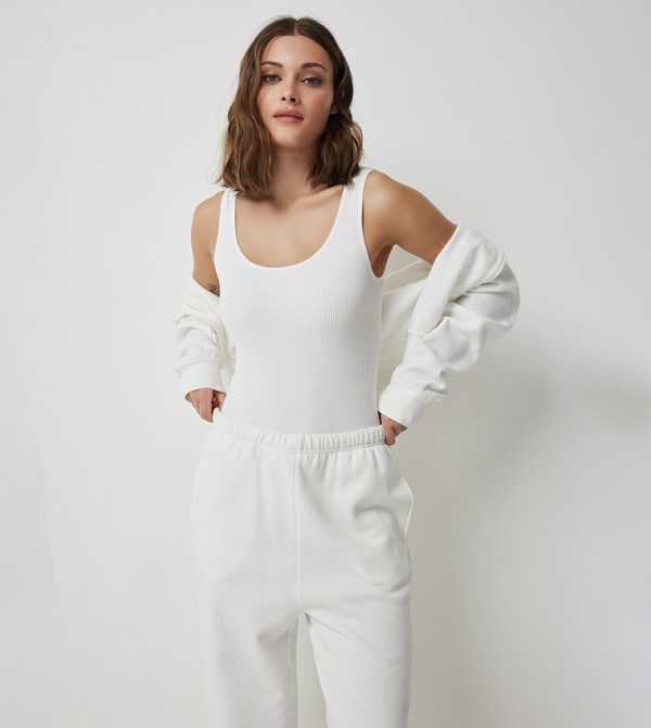 Seamless Scoop Neck Bodysuit Top