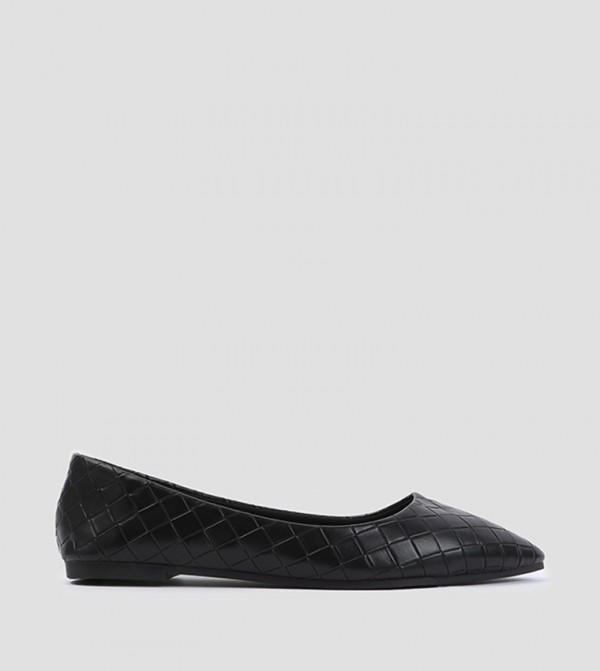 Textured Pointed Toe Ballerinas
