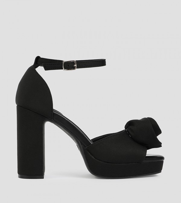 Rosette Applique Block Heel Sandals