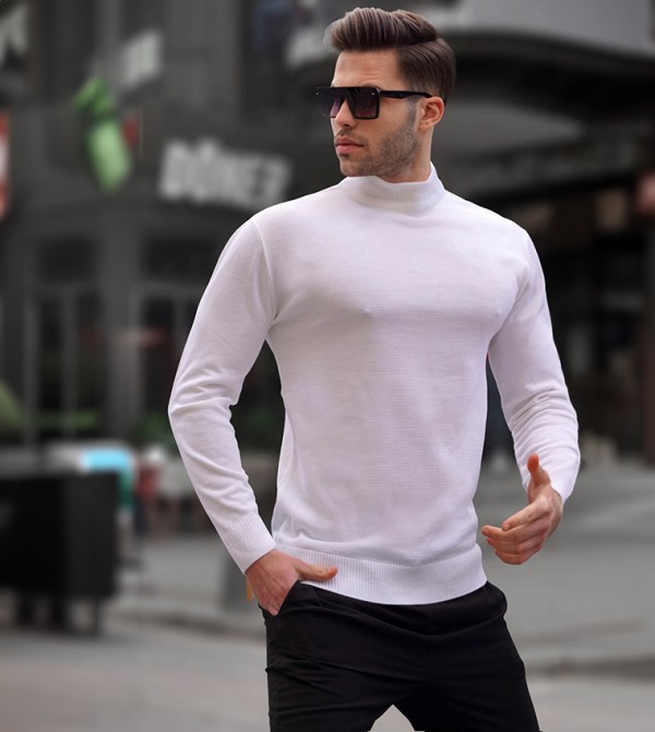 White Turtleneck Sweater -- Madmext