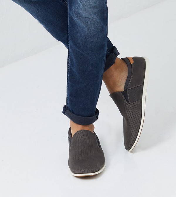 Loafers For Men 6thstreet Com الإمارات