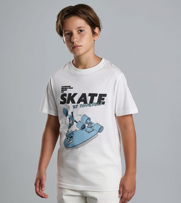 Graphic Print T-Shirt with Crew Neck and Short Sleeves