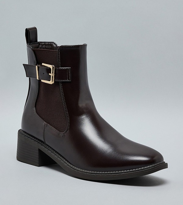 Solid Chelsea Boots