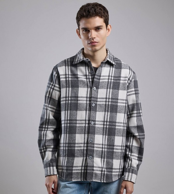 Plaid Shirt with Classic Collar and Long Sleeves