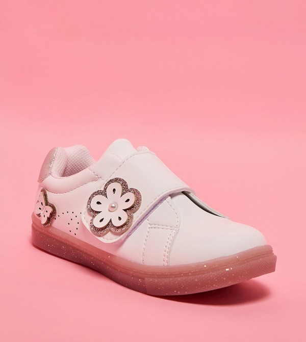 Appliqued Velcro Shoes