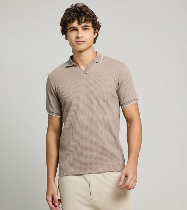 Contrast Trim Polo T-Shirt with Short Sleeves