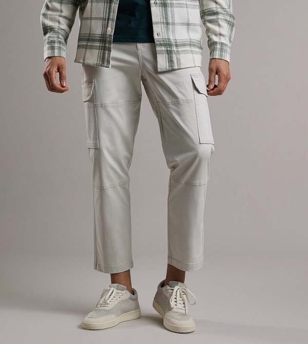 بنطال تشينو سادة بزر