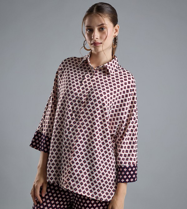 Patterned Shirt with Classic Collar and 3/4 Sleeves