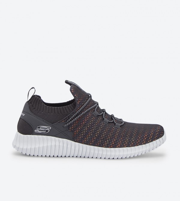 skechers max flex trainers