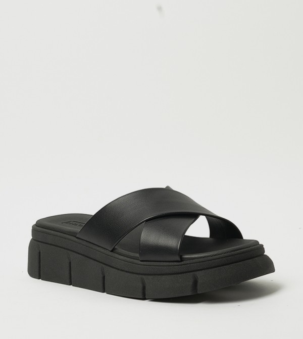 NOEMI Criss-Cross Strap Platform Sandals