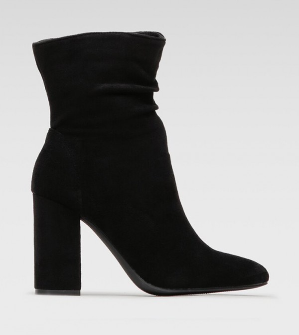 River island black hot sale slouch boots