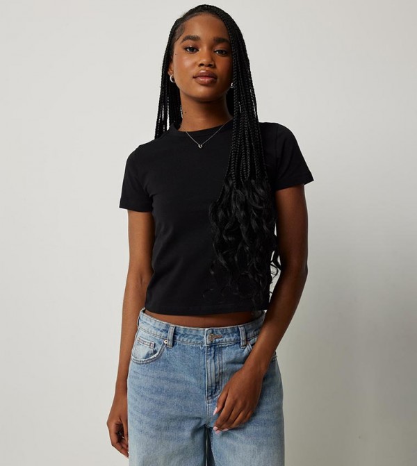 Solid Crew Neck Crop T-Shirt