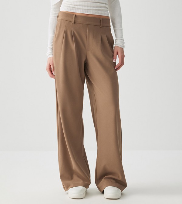 Solid Mid Rise Wide Leg Trousers