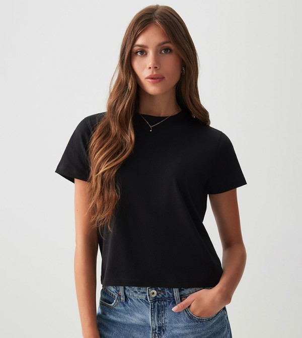 Solid Short Sleeves Cropped T-Shirt